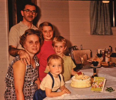 La famille Gagnon dans leur nouvelle maison  Moncton en 1968