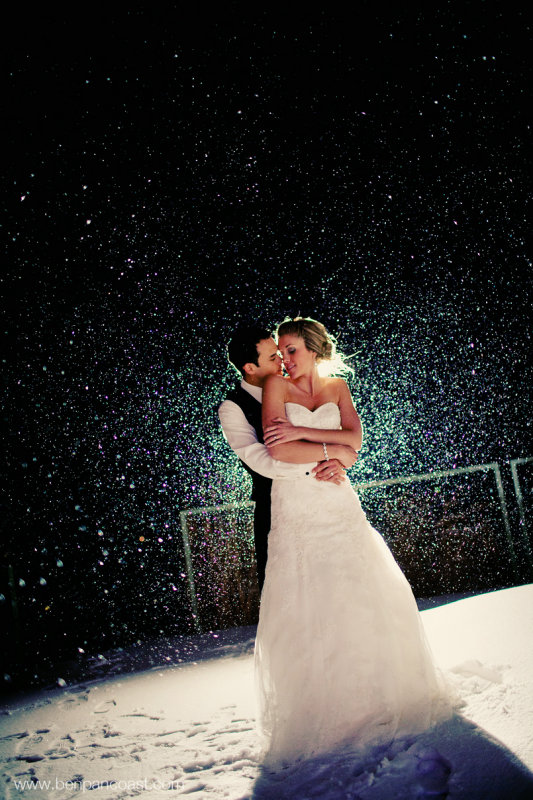 LRG_winter snowstorm wedding.jpg