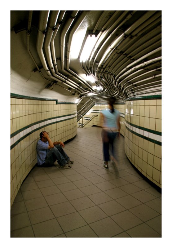 <b>4th</b><br> Walkin on Bye <br> by Athos