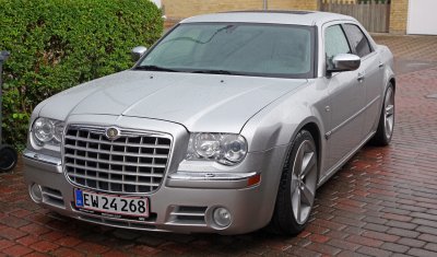 IMG_1386.jpg   Jens Chrysler 300C