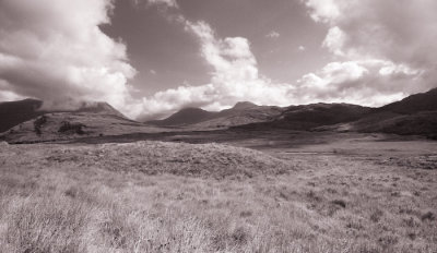 Scotland_8_07-77_SlfPrnt_.jpg