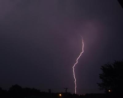 2006_0530_050223-Lightning