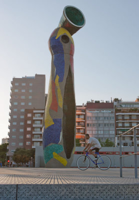 Barcelona Parc Joan Miro - cycle by