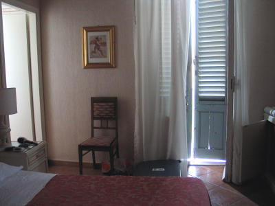 hotel1.jpg