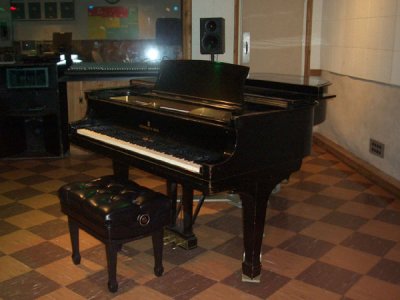 RCA Studio B - Elvis used to play this piano!