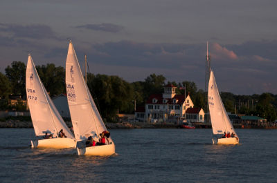 3 sails