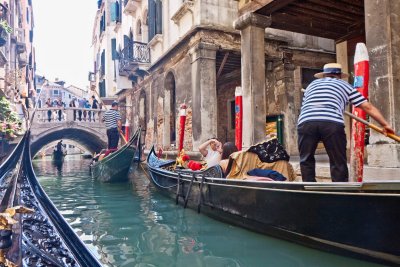 Passing Lane, Venetian Style