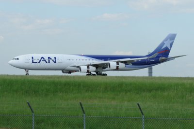 LAN Airbus A340-300 CC-CQF