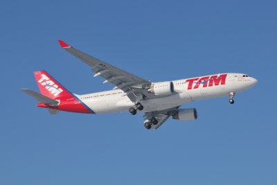 TAM Airbus A330-200 PT-MVO