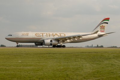 Etihad Airbus Airbus A330-200  A6-EYE