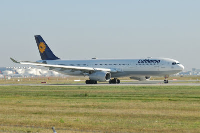 Lufthansa Airbus A330-300 D-AIKH