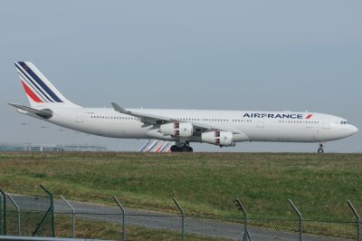 AIRFRANCE  Airbus A340-300 F-GLZN New colours 