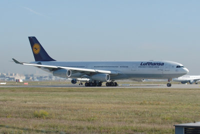 Lufthansa Airbus A340-600 D-AIGY