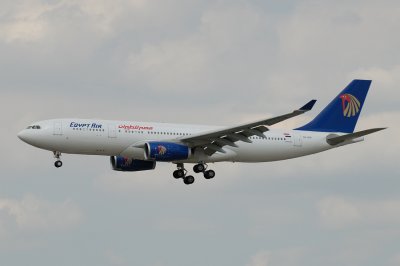 Egypt Air  Airbus A330-200  SU-GCK