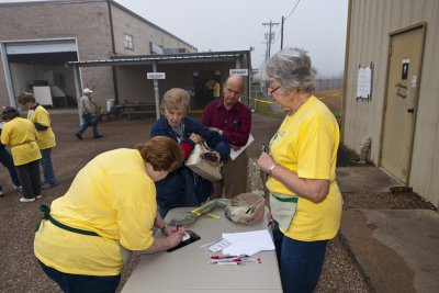 24_Fruit Sale_021911.jpg