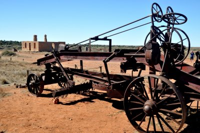 Old grader at Farina