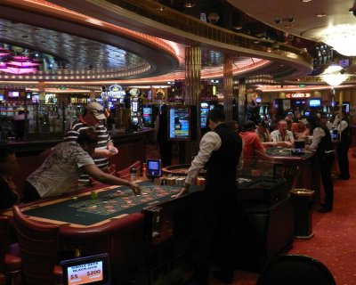Casino gaming tables