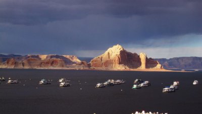 Lake Powell & Glen Canyon Dam