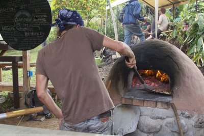 Hana - fire roasted pizza