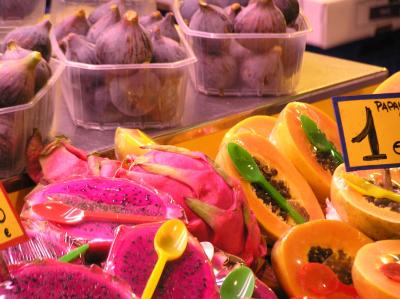 Barcelona - boqueria fruit.JPG