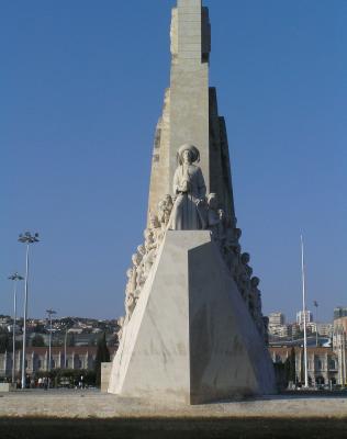 Lisbon-discover monument.JPG