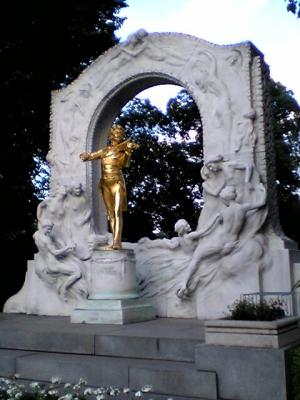 219.Golden waltzes.jpg
