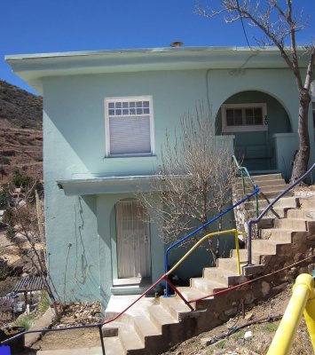 house at top of Maxfield staircase in Old Bisbee