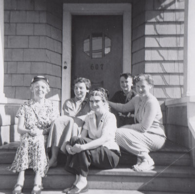 Verna Blanche Kay (left) and Marjorie Kay (second from left) - in 1956