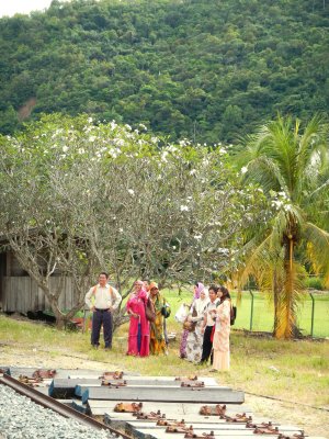 A group of teachers, Pengi Station.