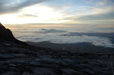 (3929M+) On platform rock, leading to peaks.