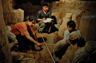 Excavation Staff, Qin Terra-cotta Army