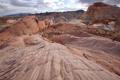 Between Rainbow Vista and White Domes