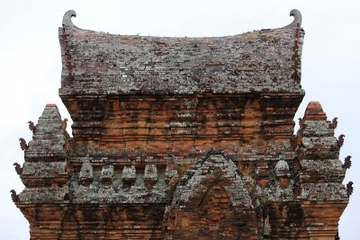 Po Klong Garai Cham Towers