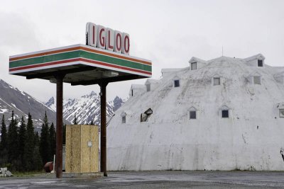 Closed Igloo petrol station and hotel
