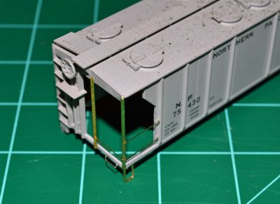 .012 brass wire was used for the hand holds