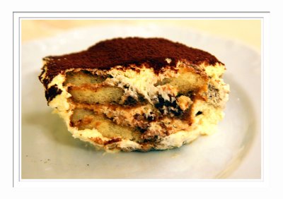 Tiramisu Cake