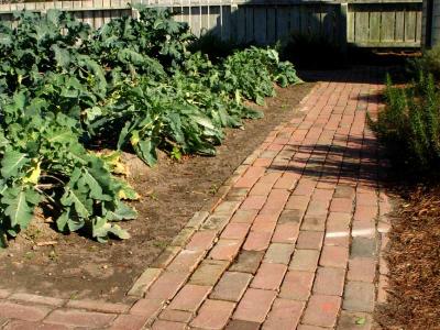 colonial garden