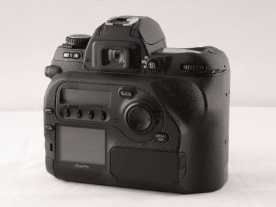 24L30773_01.jpg