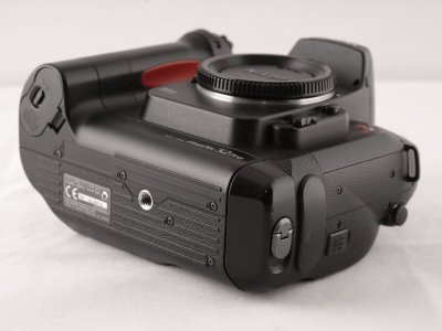 24L30773_07.jpg