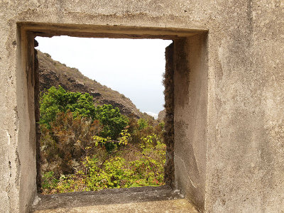 Ventana en Cuevas Negras / Window in Cuevas Negras