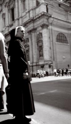 Nun