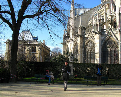 Notre Dame Back: Kodak Moment
