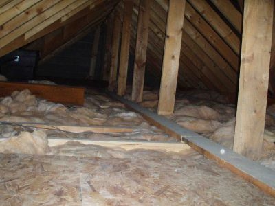 O'Sheas Green Attic 04.jpg