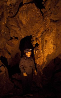 Cave Guide 2924.jpg