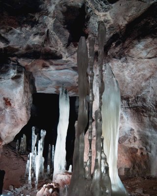 Icicles v2 3036.jpg
