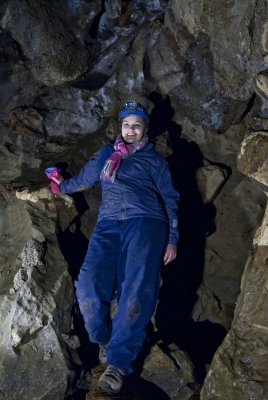 Cave Guide 2996.jpg