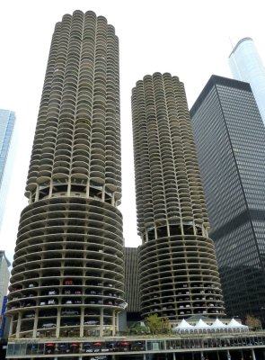 Marina City Apartments, Chicago