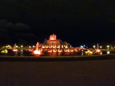 Buckingham Fountain in Grant Park, Chicago