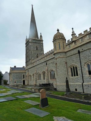 St. Columb's Cathedral (1628-1633), Derry, N. Ireland