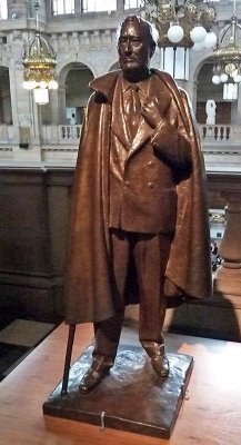 1946 Bronze Statue of FDR in Grosvenor Square - London, Kelvingrove Gallery